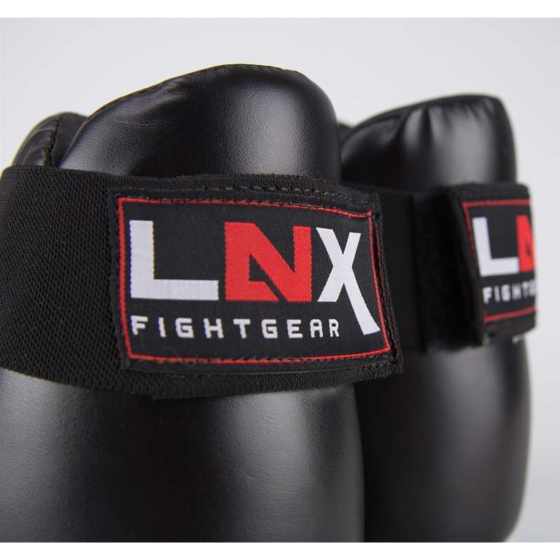 LNX Fußschützer Performance Pro schwarz (001) L